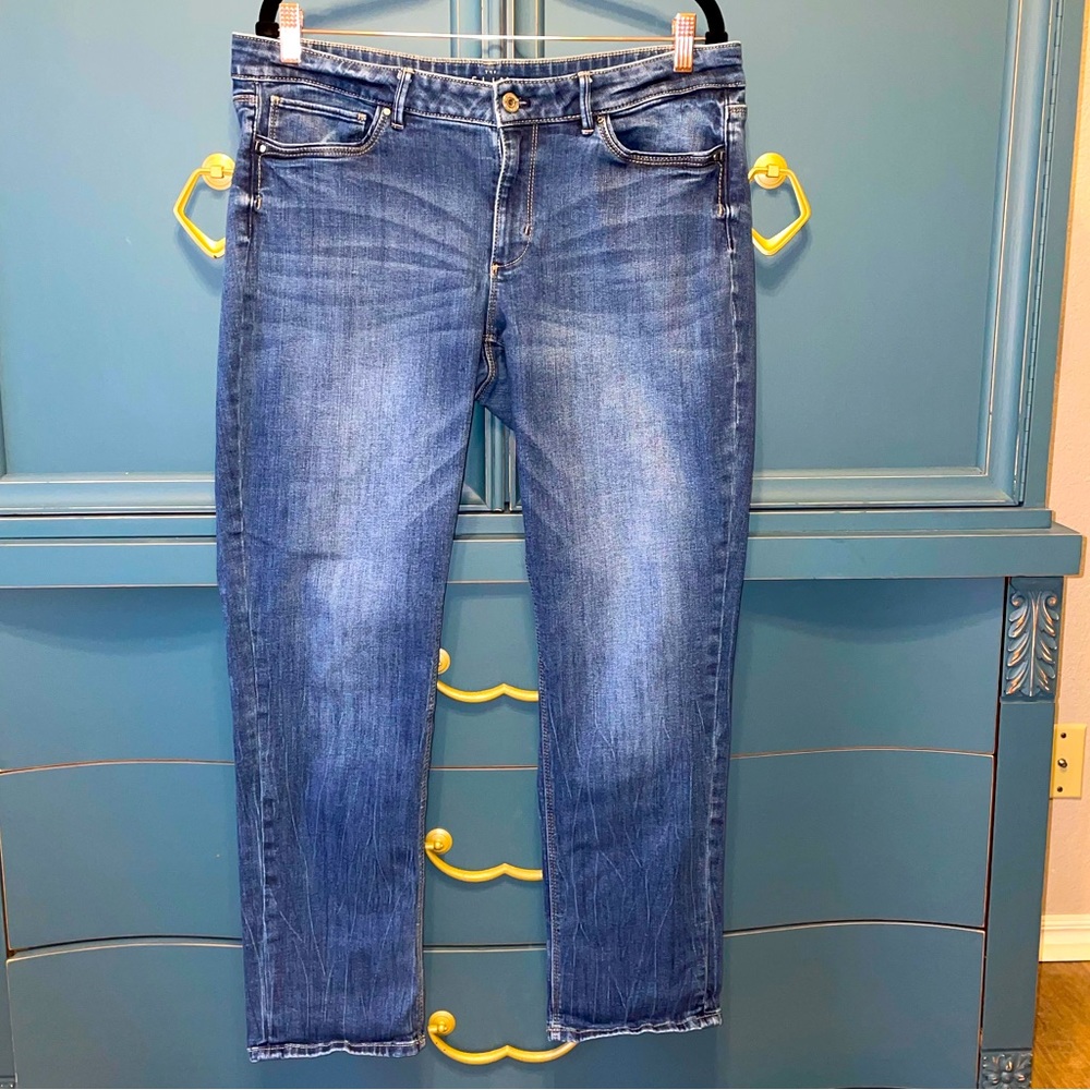 White House Black Market Slim Jeans